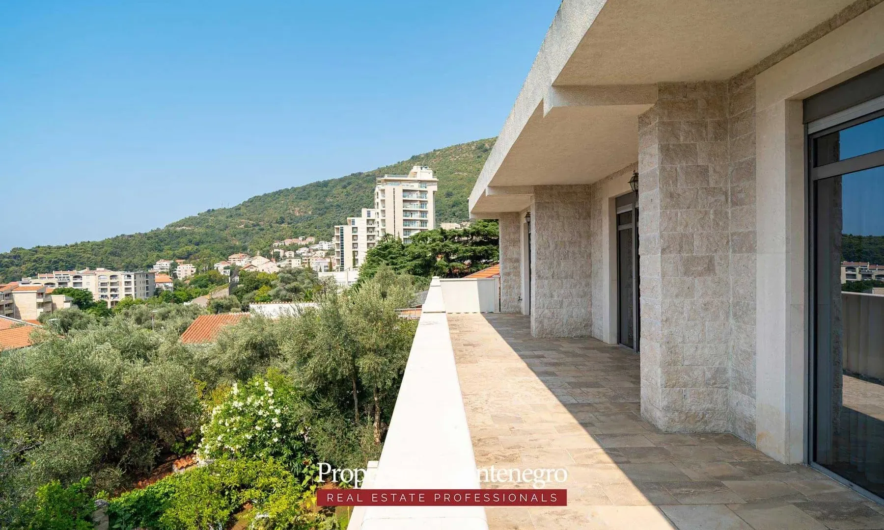 Sale, house, 971m², Petrovac, Budva
