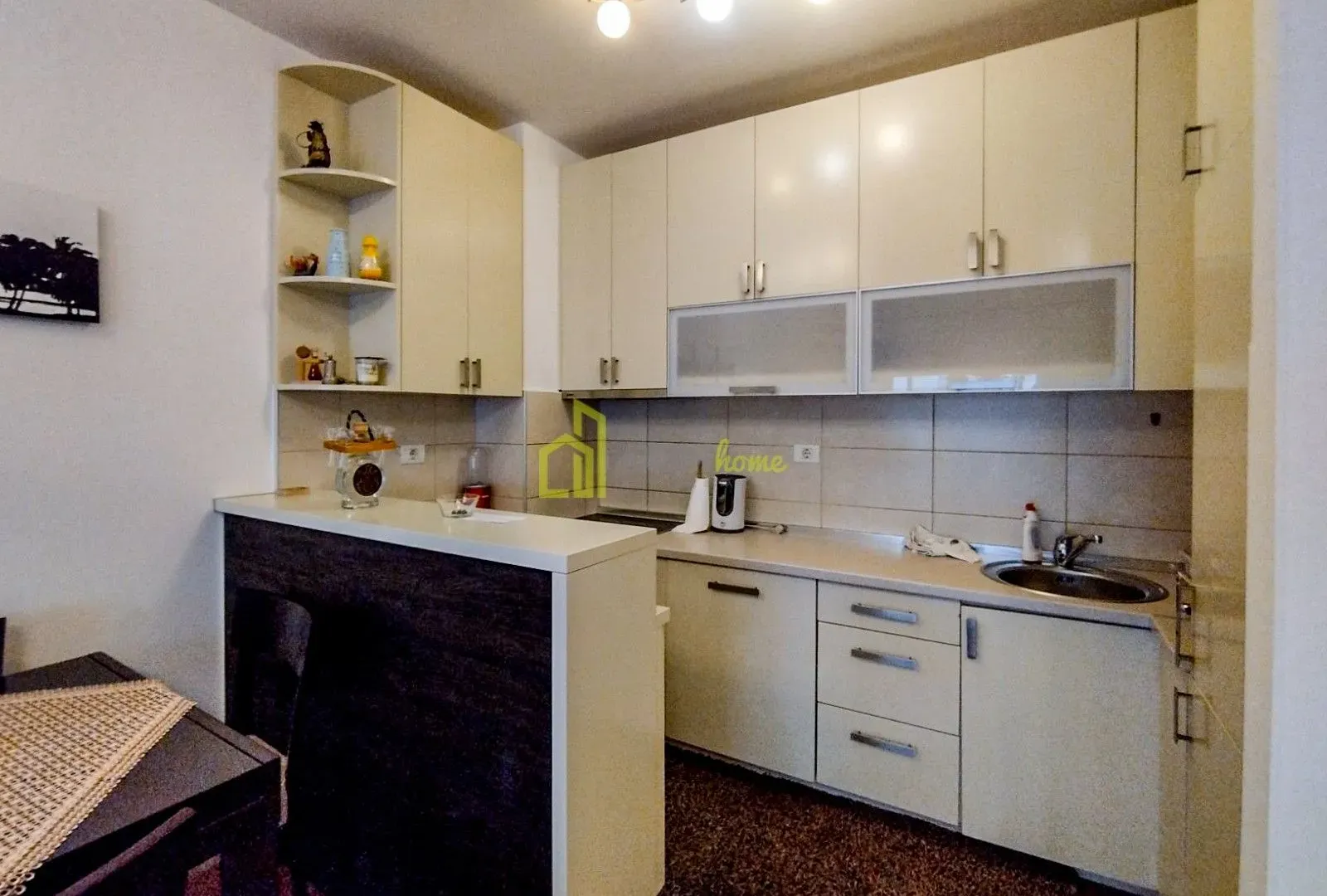 Rent, two bedroom apartment, 72m², City Kvart, Podgorica