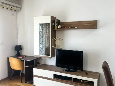 Rent, one bedroom apartment, 52m², City Kvart, Podgorica - image 2
