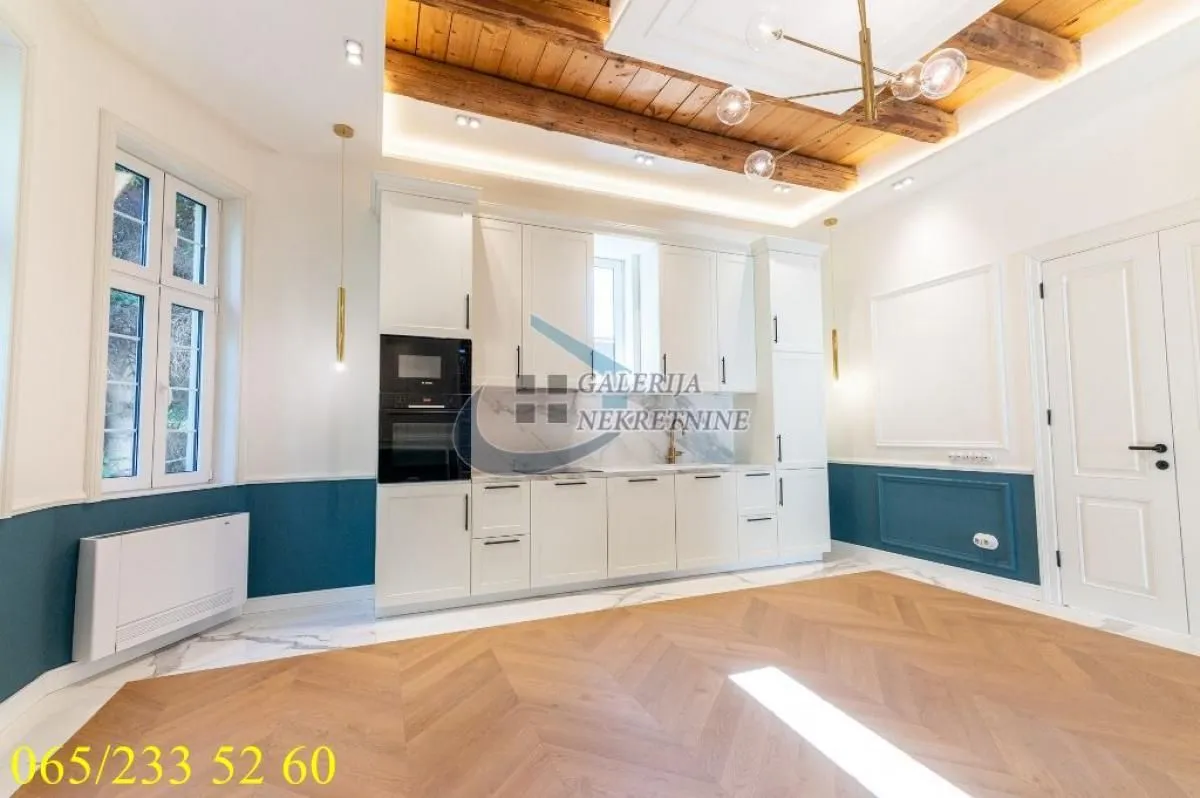 Sale, four bedroom apartment, 130m², Voždovac Sve Podlokacije, Beograd