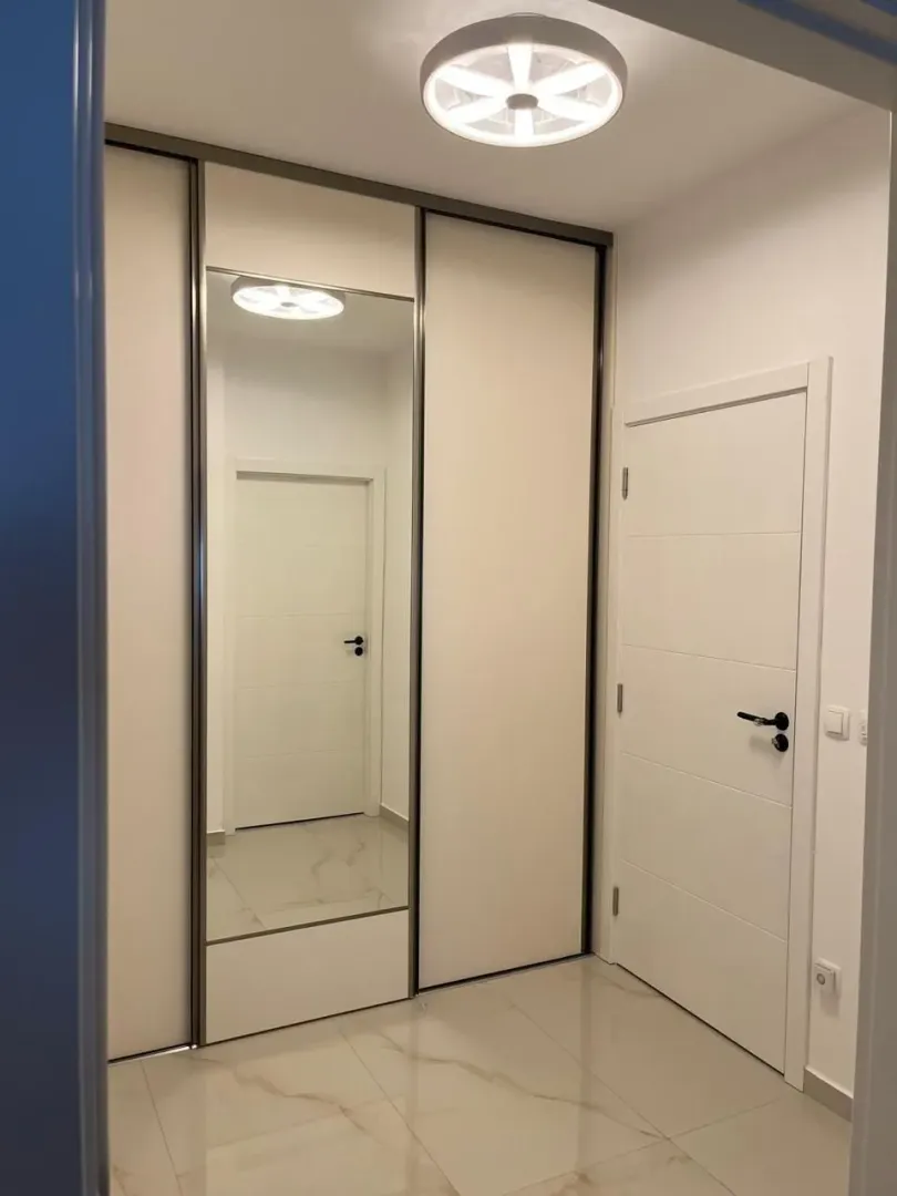 Prodaja, dvosoban stan, 70m², Centar, Bar