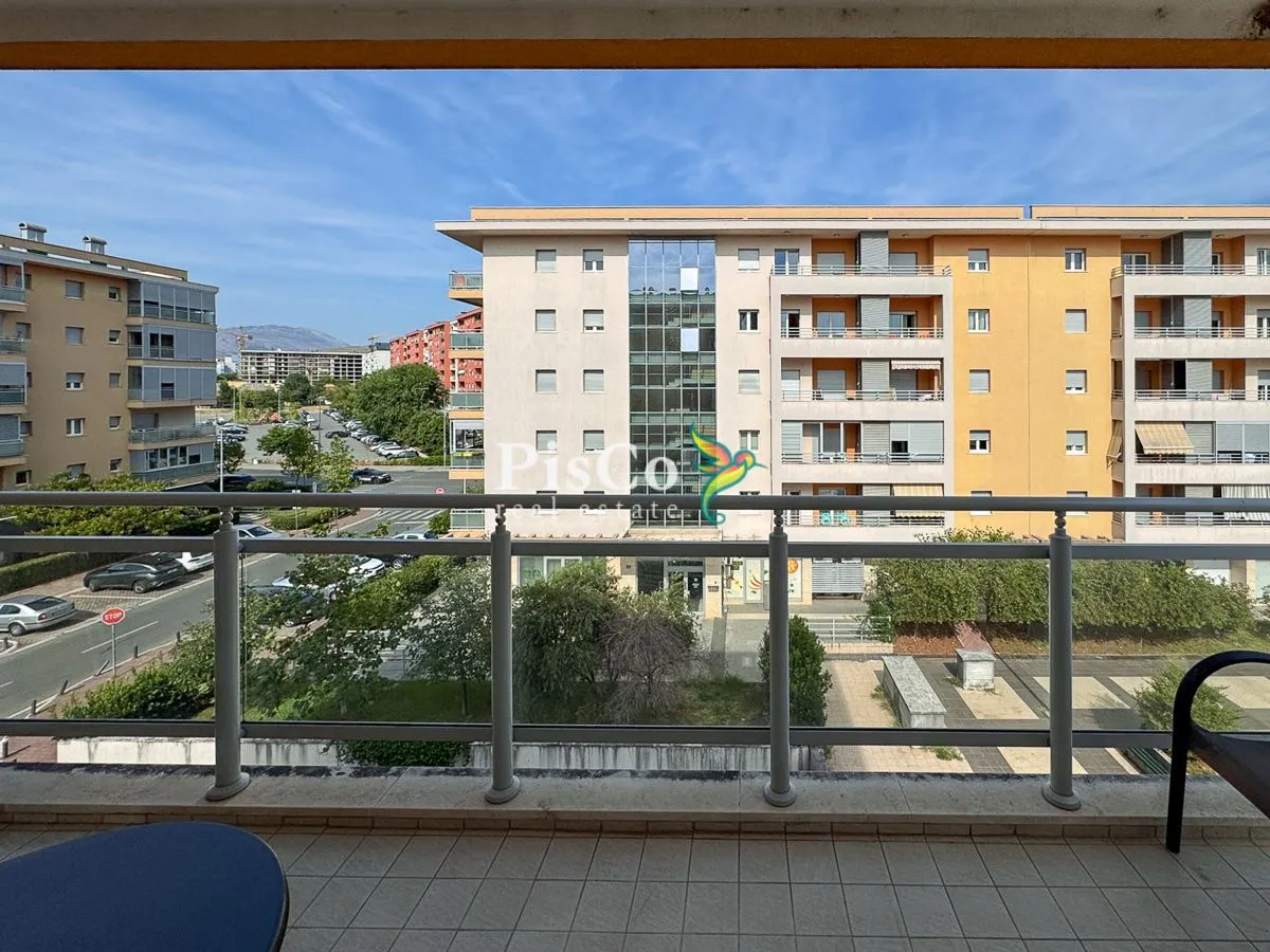 Prodaja, dvosoban stan, 60m², City Kvart, Podgorica