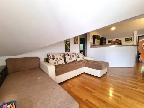 Izdavanje, dvosoban stan, 60m², Budva, Crna Gora - image 15
