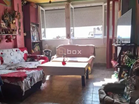 Sale, two bedroom apartment, 52m², Bulevar, Niš