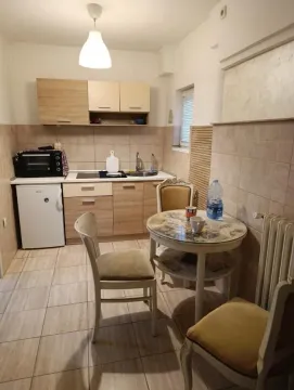Prodaja, dvosoban stan, 52m², Stari grad, Novi Sad - image 2