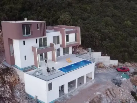 Sale, house, 513m², Dobre Vode, Bar