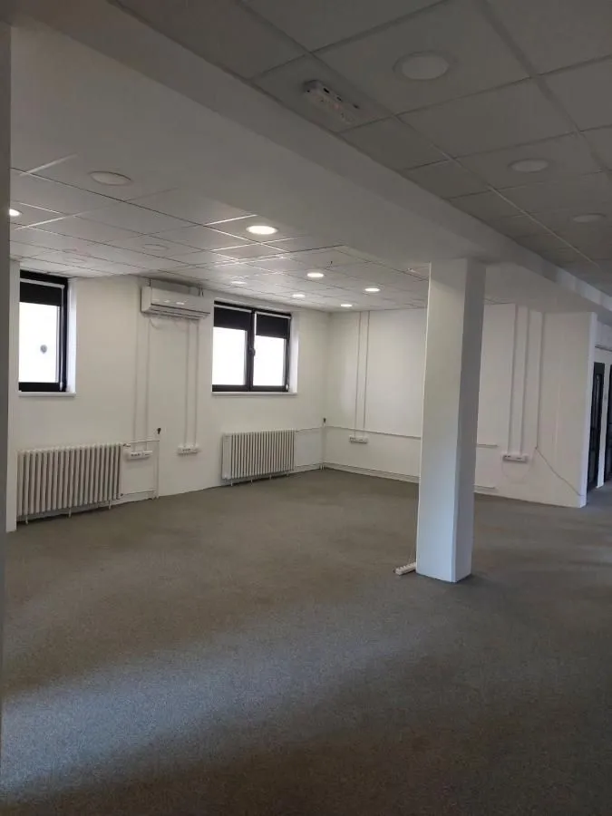 Rent, office space, 200m², Lekino Brdo, Voždovac Sve Podlokacije