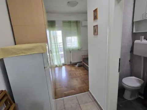 Rent, studio apartment, 25m², Nova Detelinara, Novi Sad Sve Podlokacije - image 7