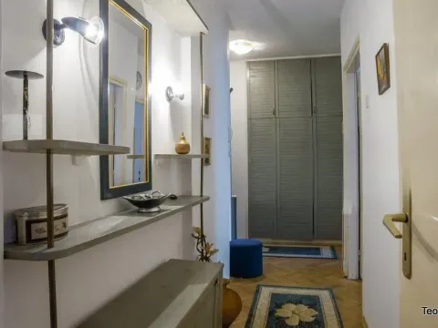 Rent, two bedroom apartment, 50m², Tašmajdan, Palilula Sve Podlokacije - image 9