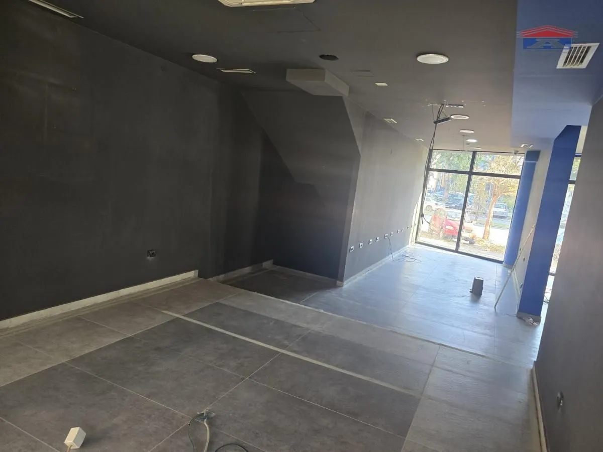Rent, office space, 306m², Grbavica, Novi Sad Sve Podlokacije