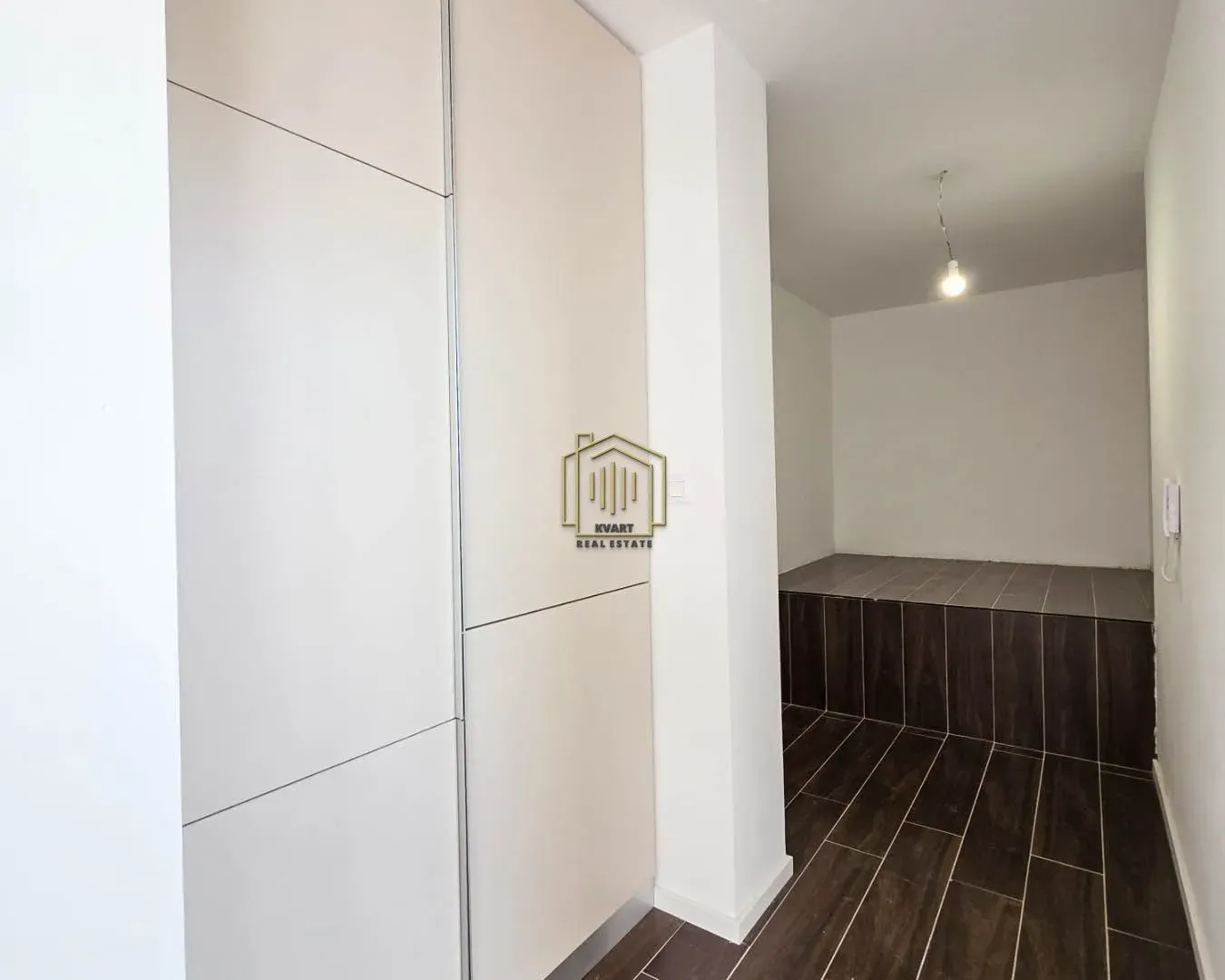 Prodaja, jednosoban stan, 52m², Tološi, Podgorica
