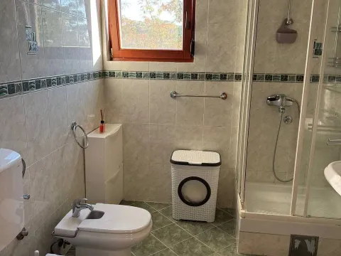 Rent, one bedroom apartment, 48m², Petrovac, Budva - image 10