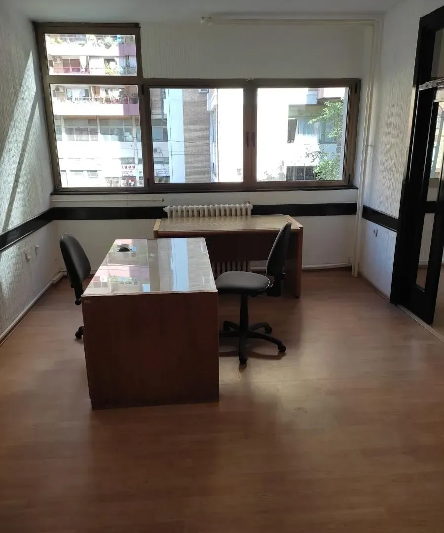 Rent, office space, 260m², Centar, Niš