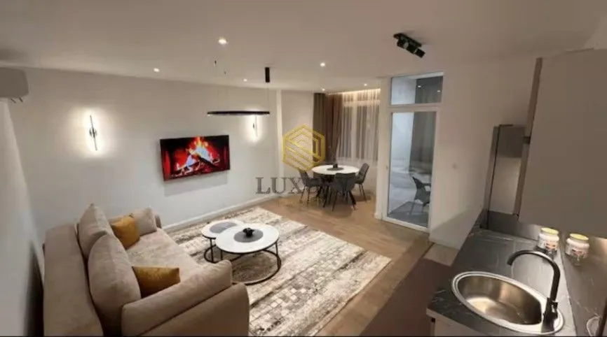 Izdavanje, jednosoban stan, 47m², Preko Morače, Podgorica