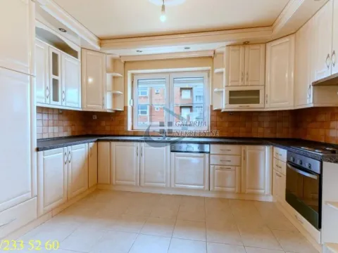 Sale, four bedroom apartment, 115m², Farmaceutski Fakultet, Voždovac Sve Podlokacije - image 30