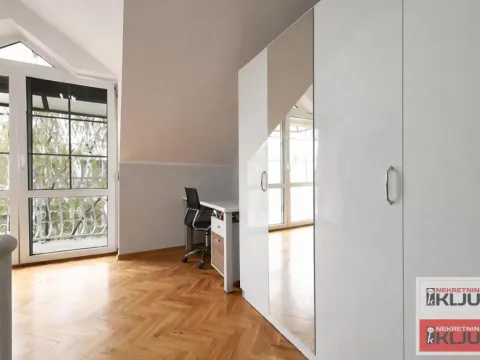 Prodaja, trosoban stan, 78m², Centar, Novi Sad - image 10