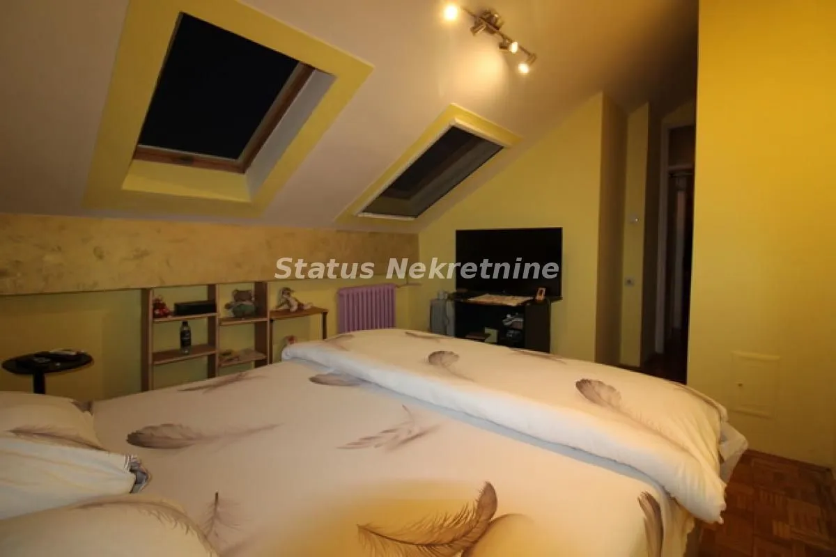 Prodaja, trosoban stan, 67m², Novo naselje, Novi Sad