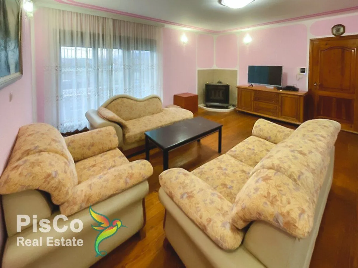 Izdavanje, kuća, 210m², Masline, Podgorica
