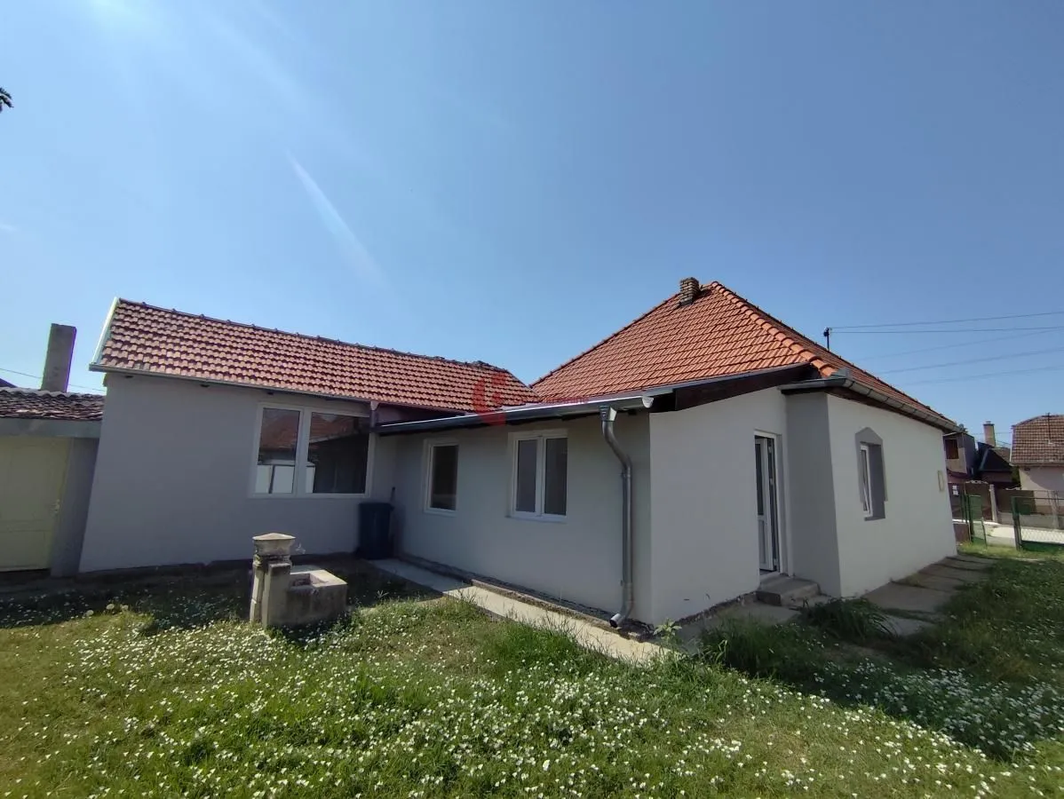 Prodaja, kuća, 130m², Mali Bajmok, Subotica