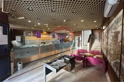 Rent, office space, 194m², Centar, Bar