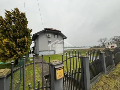 Prodaja, kuća, 68m², Centar, Smederevo - image 14