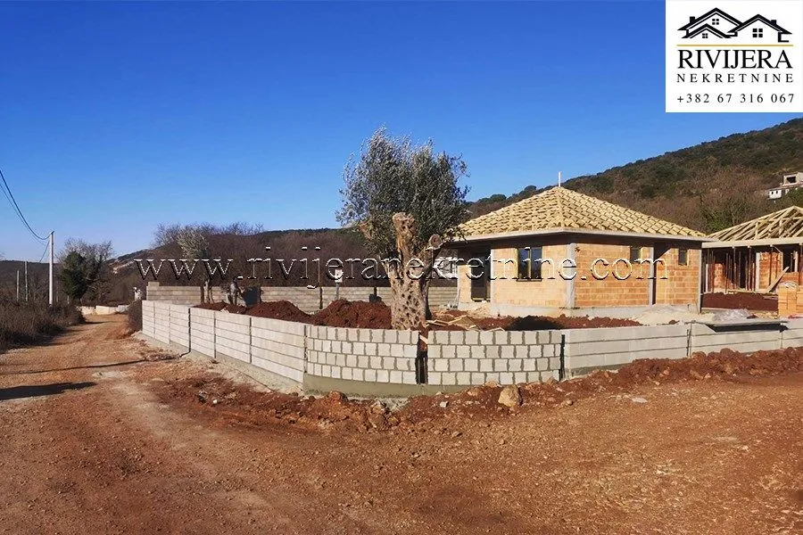 Sale, house, 70m², Krimovica, Kotor