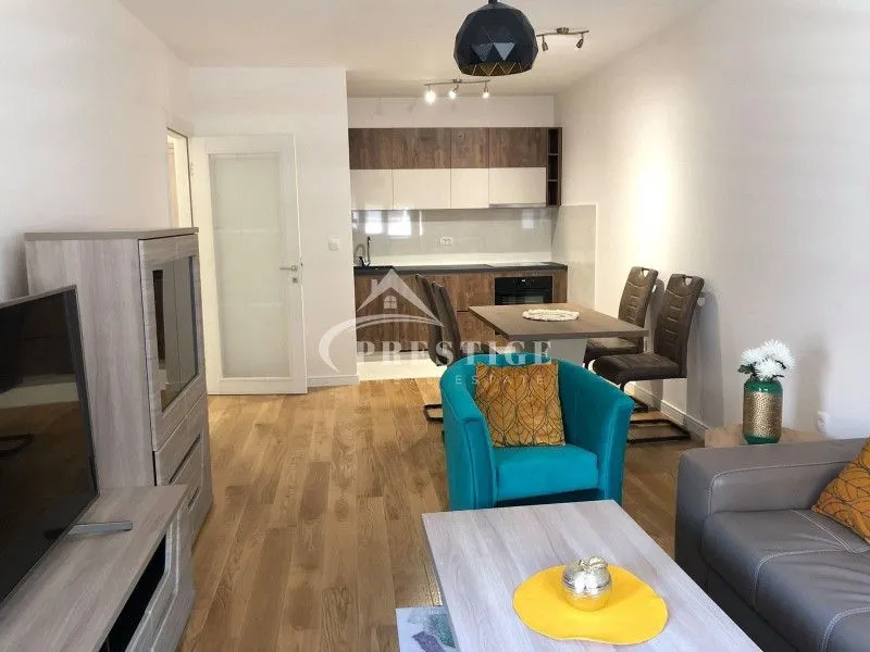Rent, one bedroom apartment, 69m², Central Point, Podgorica
