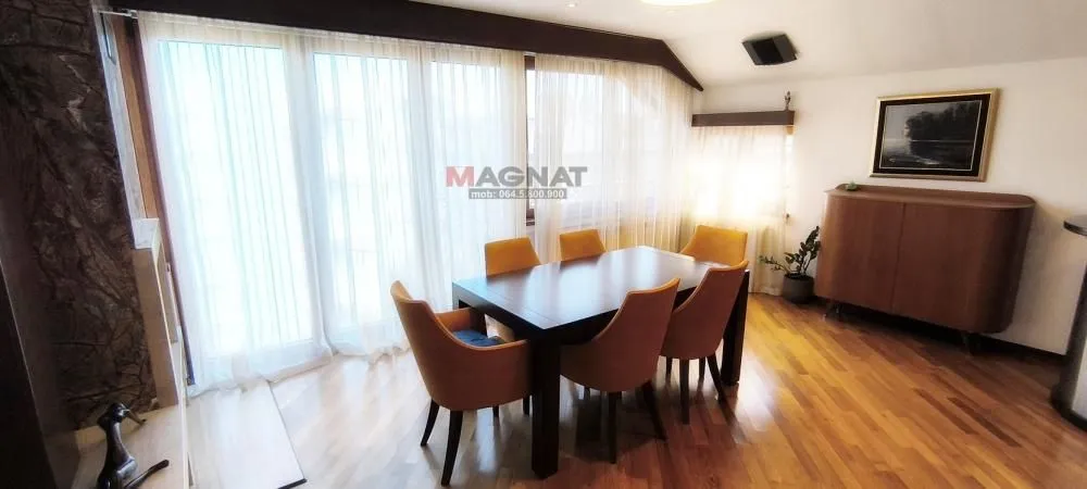 Prodaja, stan, 195m², Kalenić Pijaca, Vračar Sve Podlokacije