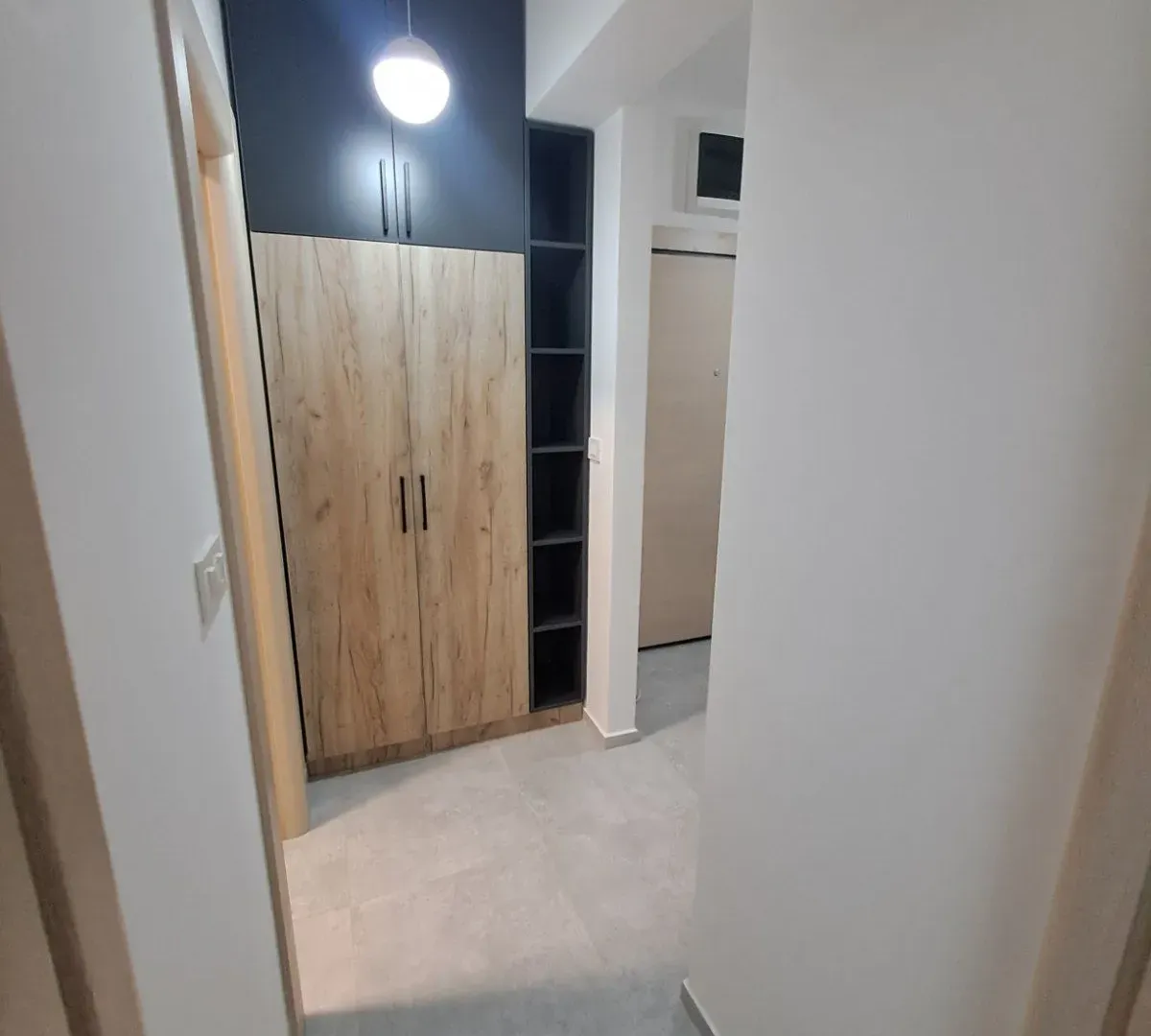 Izdavanje, dvosoban stan, 60m², Stara Varoš, Podgorica