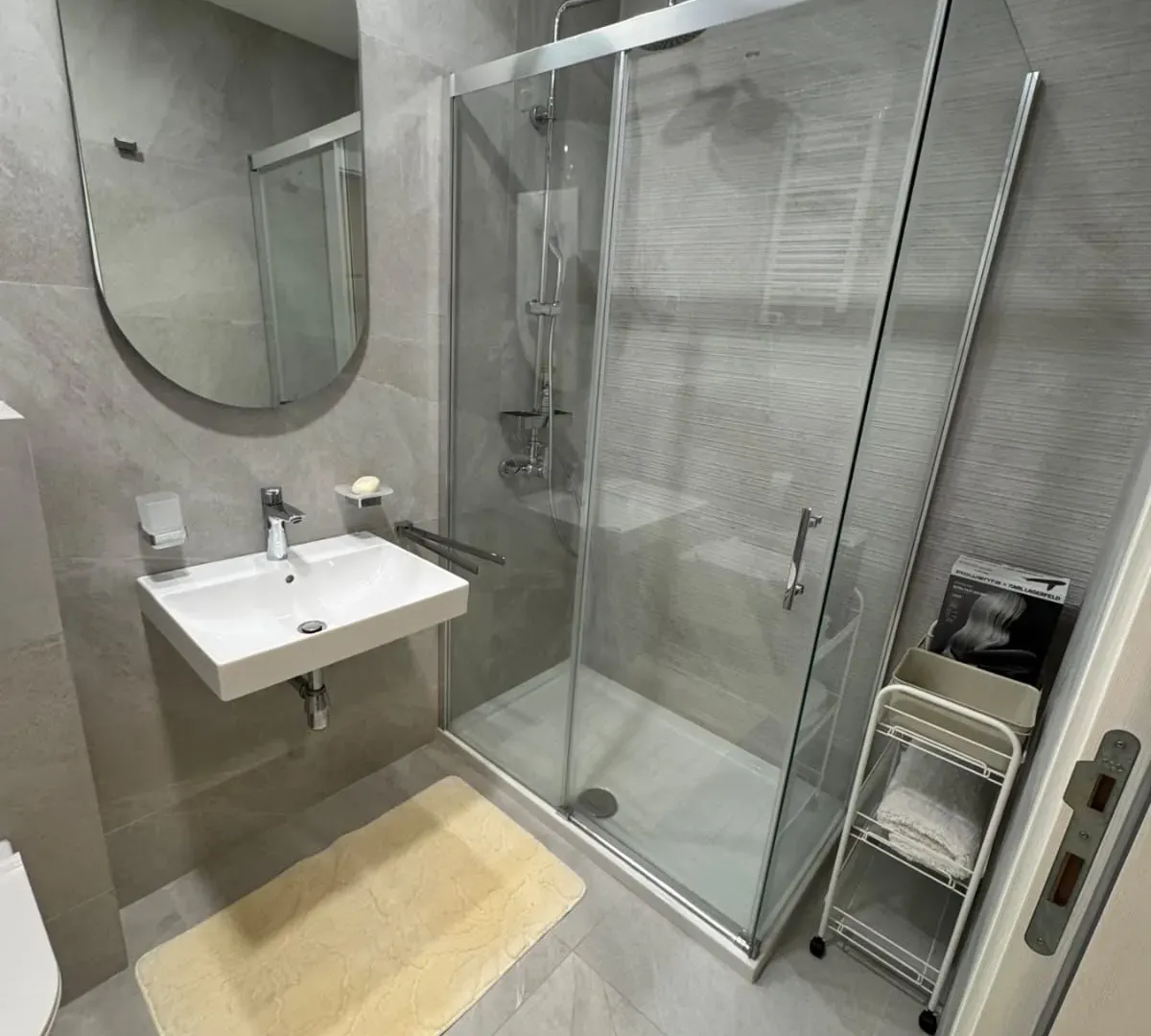 Rent, one bedroom apartment, 49m², Central Point, Podgorica