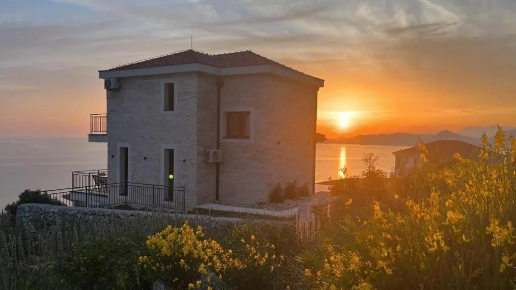 Prodaja, kuća, 203m², Reževići, Budva