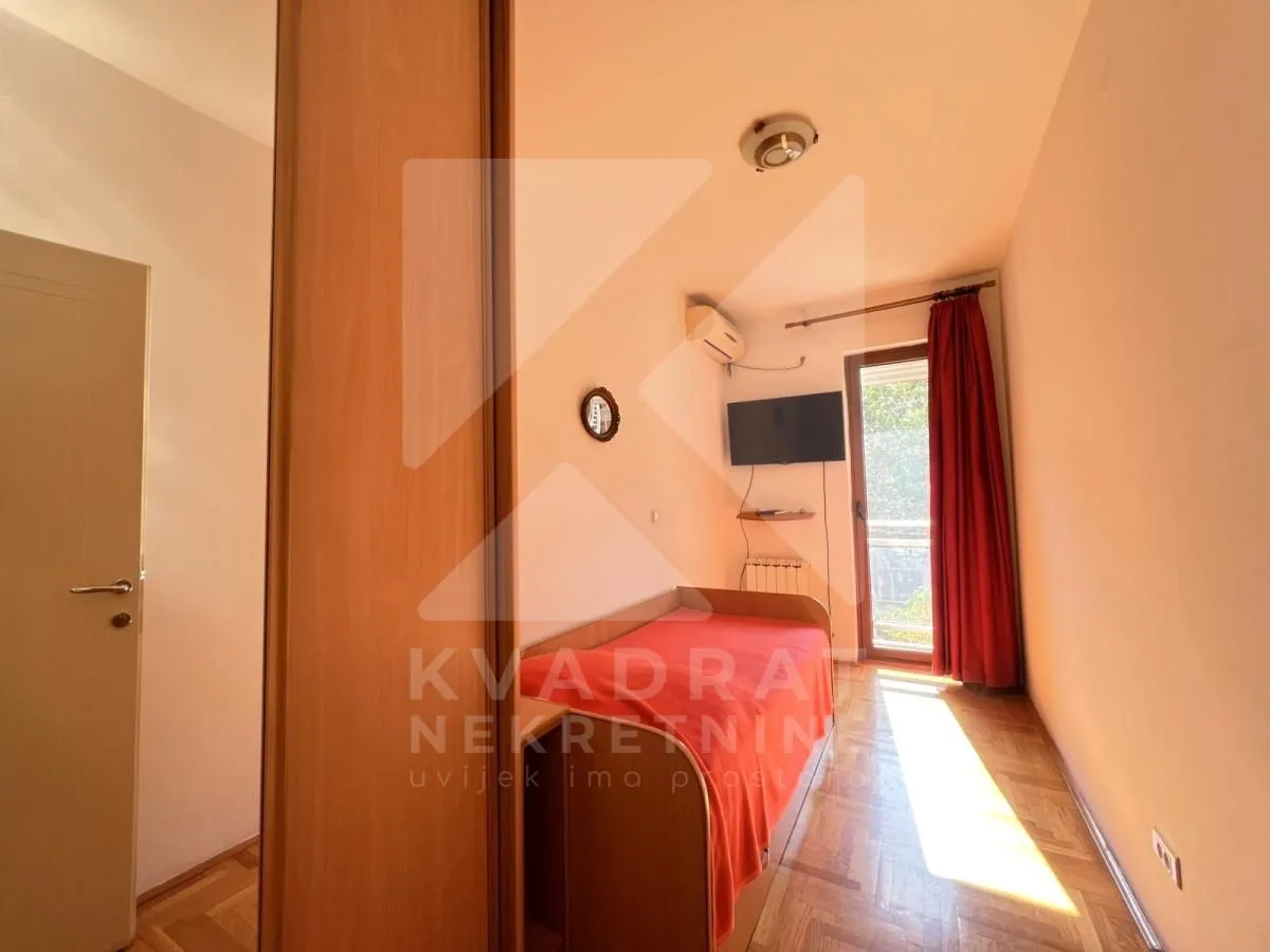 Izdavanje, dvosoban stan, 74m², Preko Morače, Podgorica