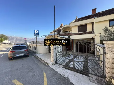 Prodaja, kuća, 380m², Gorica C, Podgorica - image 18