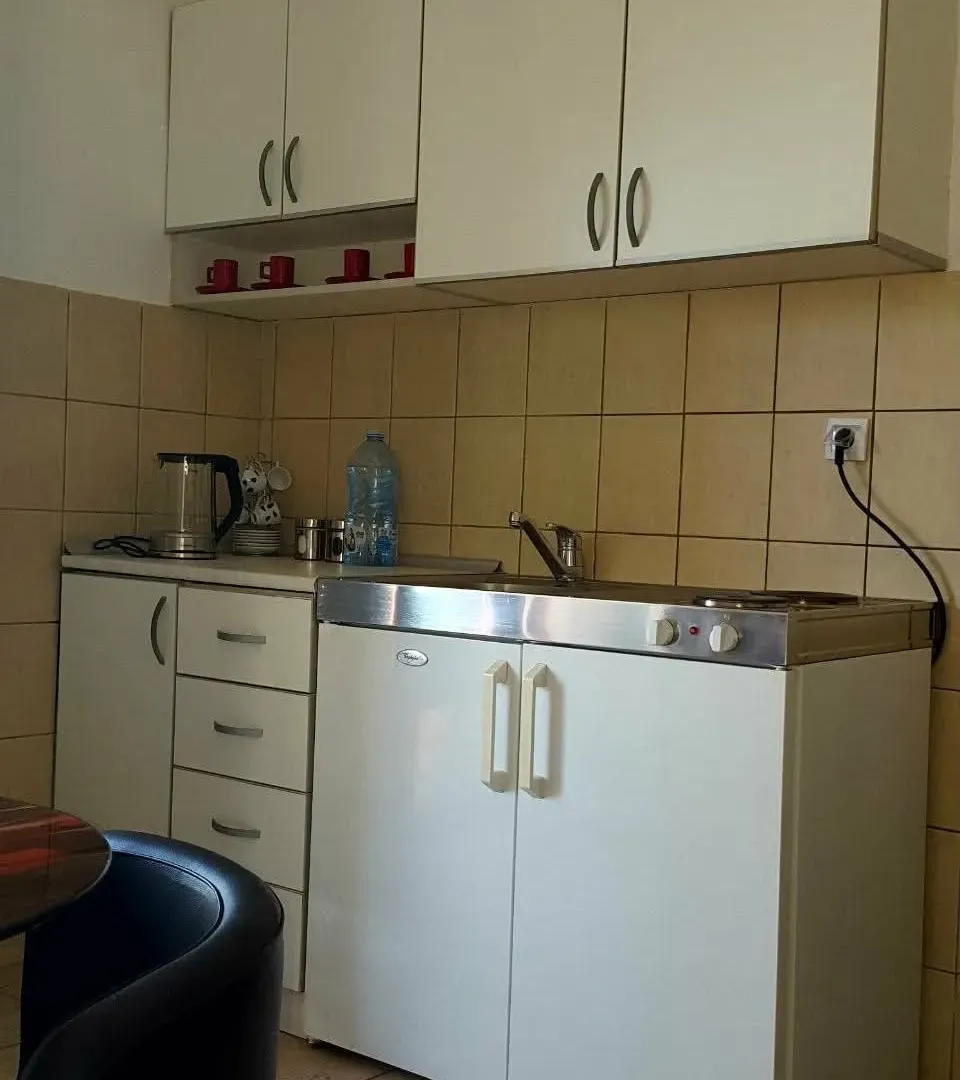 Prodaja, jednosoban stan, 35m², Prčanj, Kotor