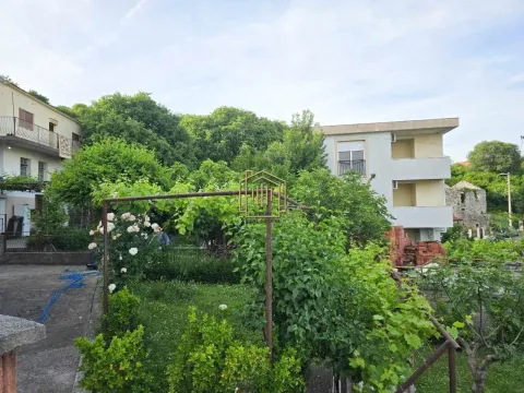 Sale, house, 240m², Momišići, Podgorica - image 5