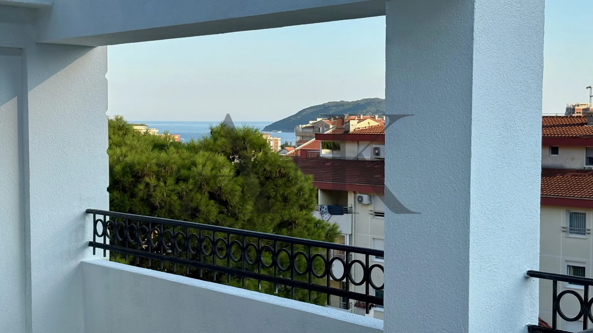 Sale, three bedroom apartment, 100m², Podmaine, Budva