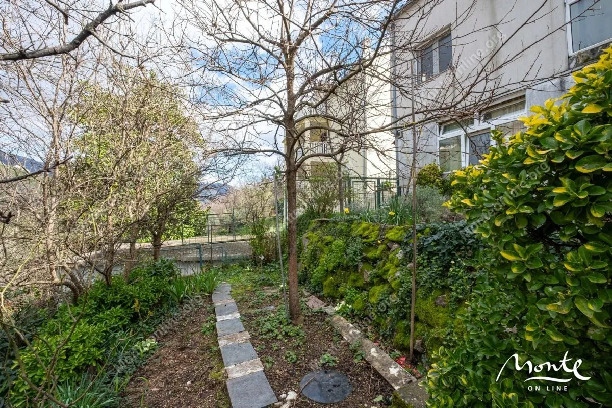 Prodaja, dvosoban stan, 71m², Topla, Herceg Novi