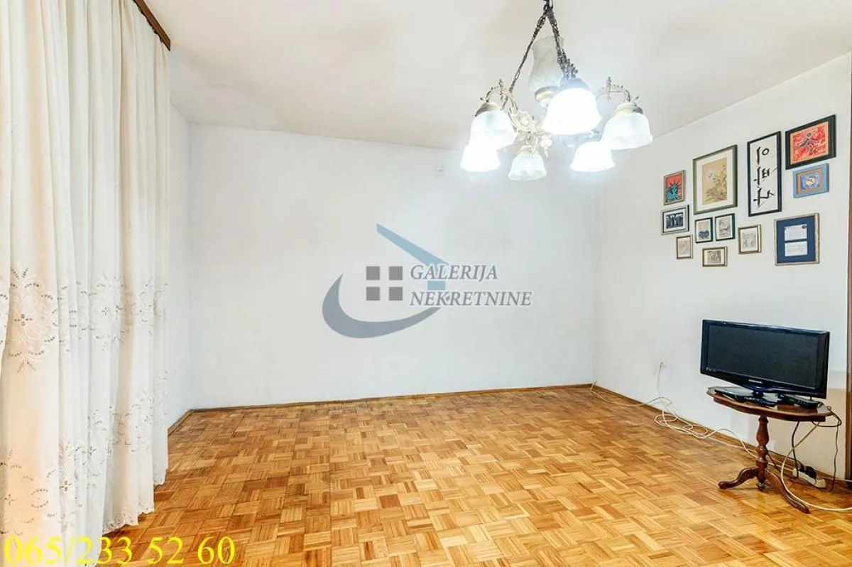 Prodaja, trosoban stan, 73m², Vračar Sve Podlokacije, Beograd