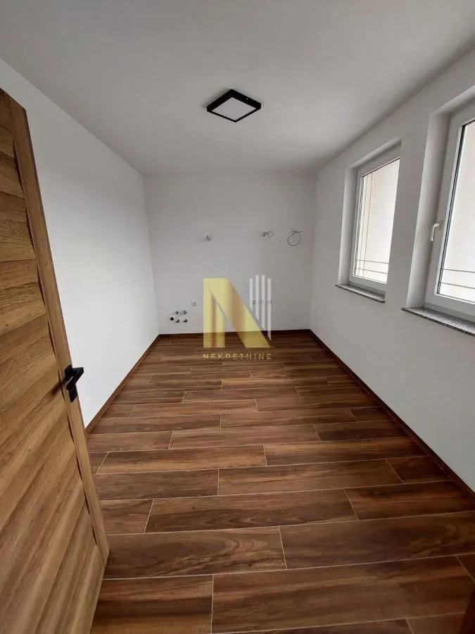 Rent, office space, 250m², Veternik, Novi Sad Sve Podlokacije
