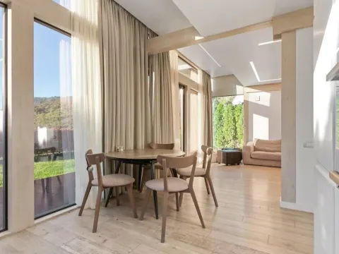 Prodaja, trosoban stan, 172m², Tivat, Crna Gora - image 6