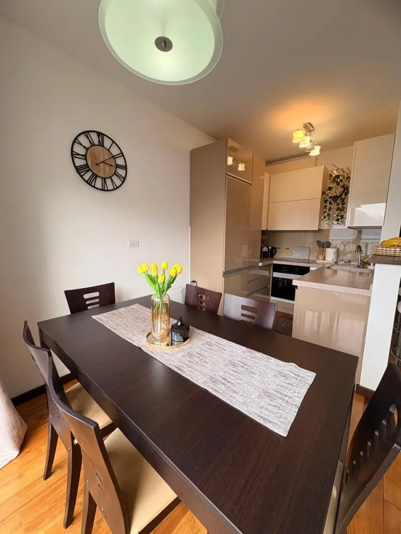 Rent, two bedroom apartment, 70m², Dobrota, Kotor
