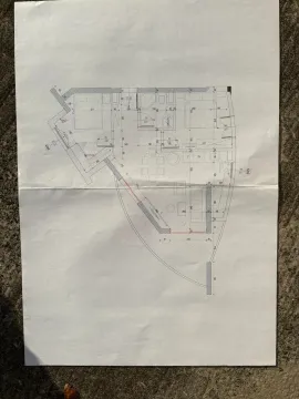 The apartment floor plan shows the layout of the rooms with dimensions. - image 12