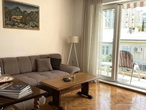 Izdavanje, jednosoban stan, 60m², Igalo, Herceg Novi - image 12