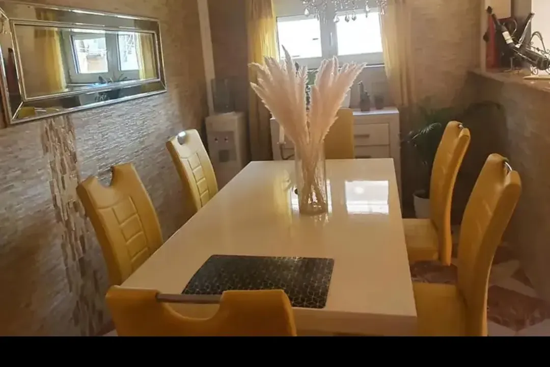 Prodaja, kuća, 100m², Baošići, Herceg Novi