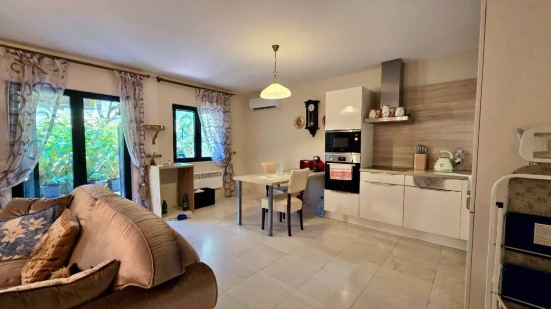 Sale, house, 174m², Lastva Grbaljska, Kotor