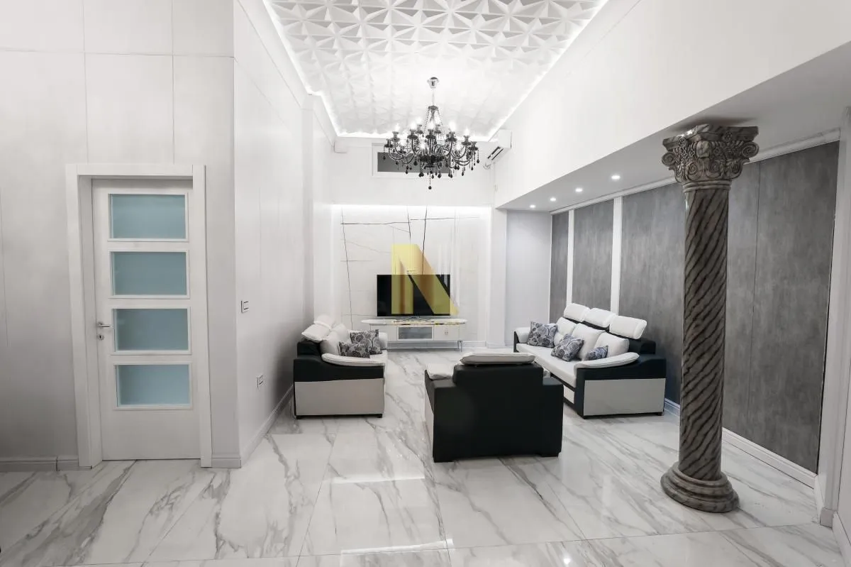 Prodaja, trosoban stan, 78m², Salajka, Novi Sad Sve Podlokacije