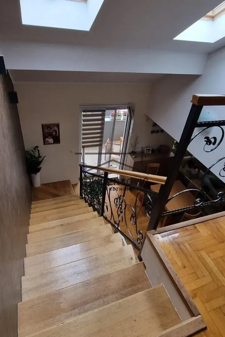 Prodaja, četvorosoban stan, 107m², Bulevar Evrope, Novi Sad Sve Podlokacije