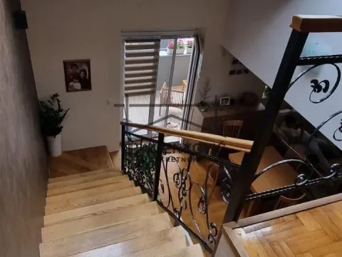 Prodaja, četvorosoban stan, 107m², Bulevar Evrope, Novi Sad Sve Podlokacije - image 11