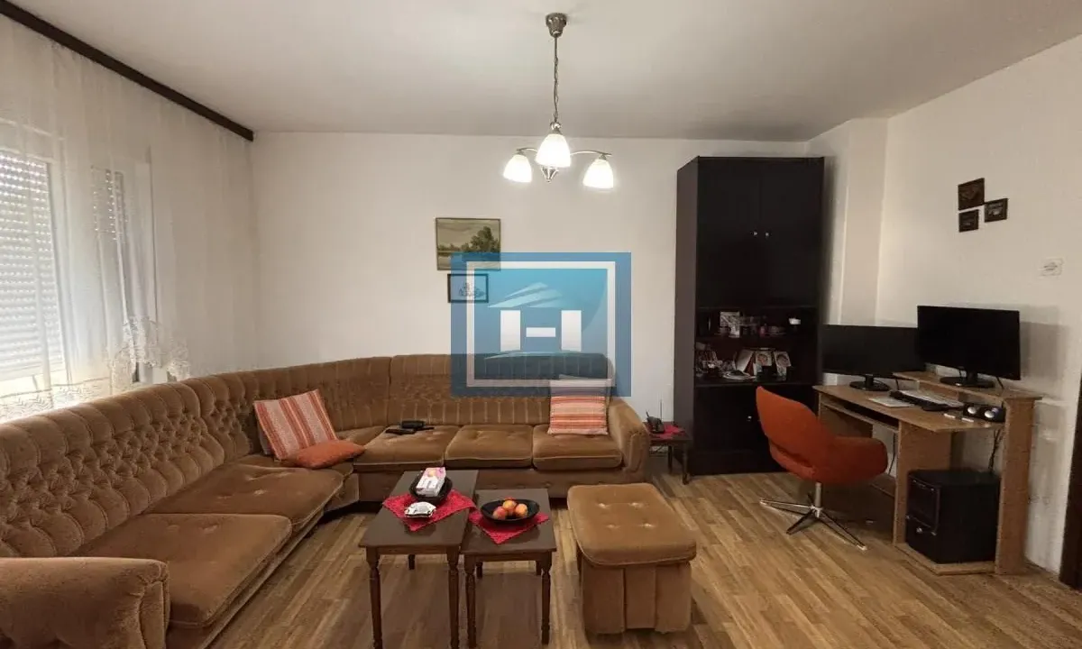 Prodaja, kuća, 200m², Tavrića obori, Jagodina