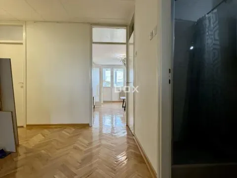 Prodaja, trosoban stan, 70m², Medijana, Niš - image 10